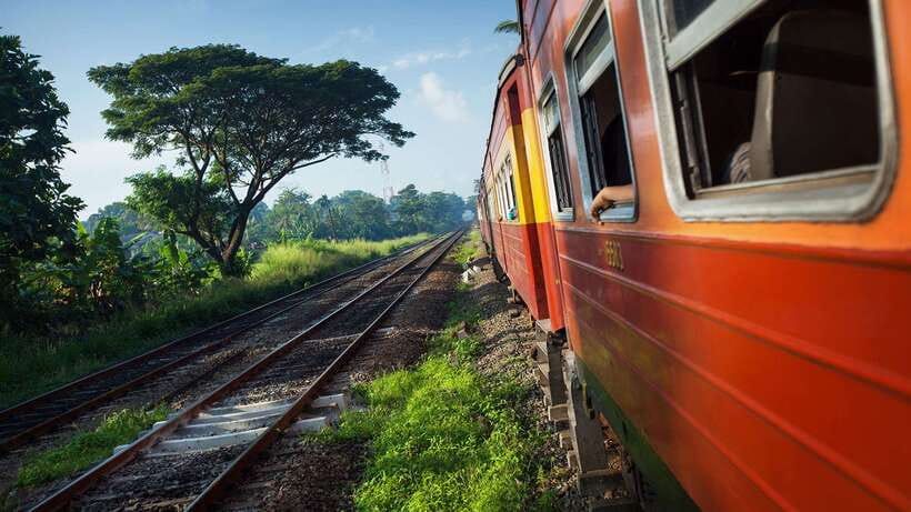 Ella: First Class Scenic Train Ticket To/From Nanuoya - Boarding: Nanuoya vs Ella, and the Ambewela workaround