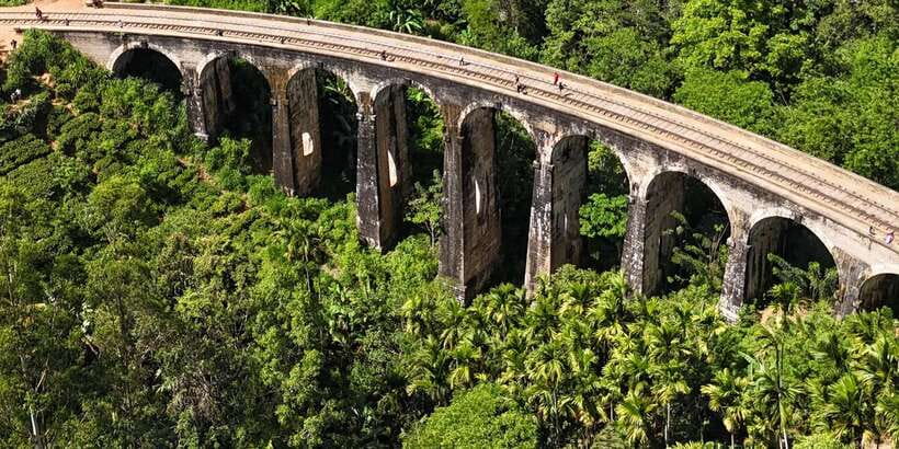 Ella: Little Adam's Peak, Nine Arches Bridge & Waterfalls - Guides like Sugala, Sanka, Jegan, and Thela, and why they matter