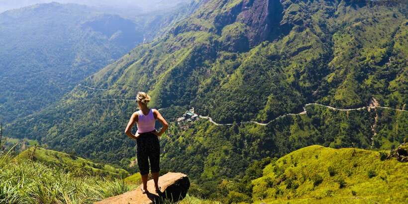 Ella Rock & 9 Arch Bridge, Little Adams Peak with Transfer - Along the railway: a quick taste of Ella’s rail romance