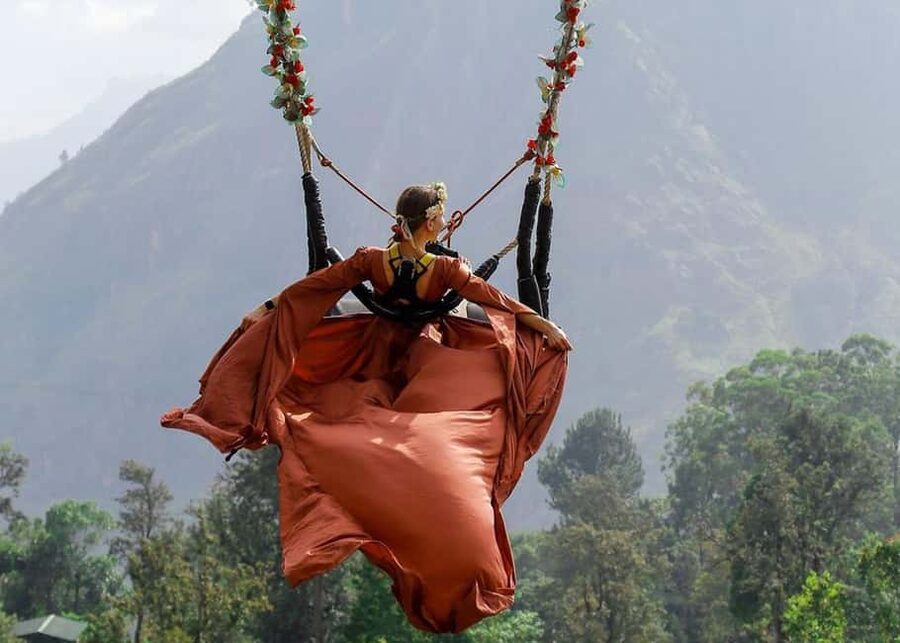 Ella Swing - Start with guidance: small group energy and an easy flow