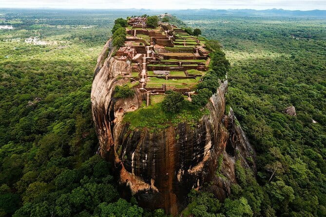 Experience the Beauty and History of Sri Lanka - Key highlights to know before you go