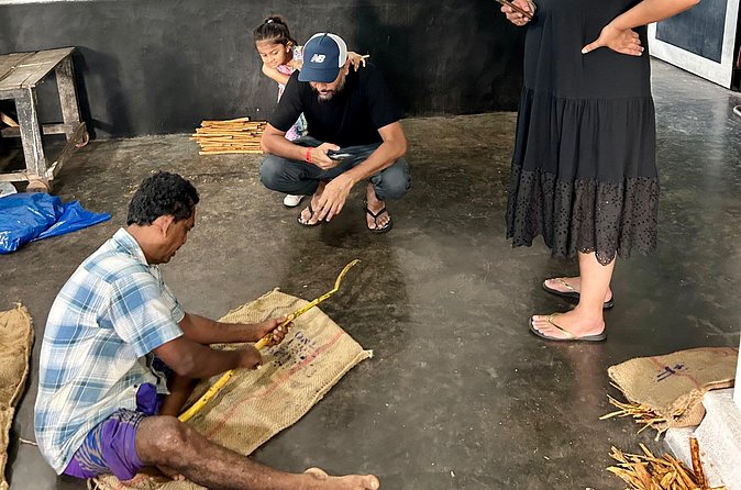 Explore Bentota Village: Guided Tuk Tuk Safari - Dress code and the practical realities of temple and turtle visits
