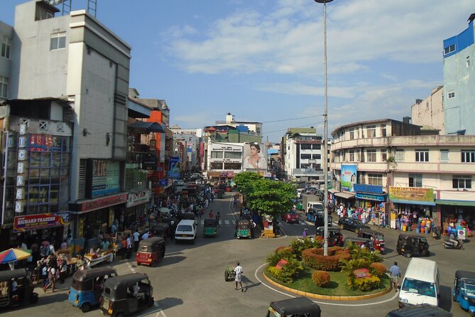 Explore Colombo by Tuk Tuk – All Entry Fees Included - The guide experience: friendliness is often the real secret