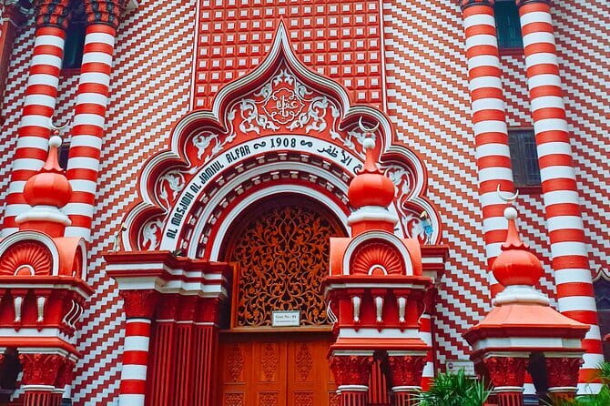 Explore Colombo City Highlights in a Private Tuk Tuk - Why Colombo feels easier from a private tuk tuk