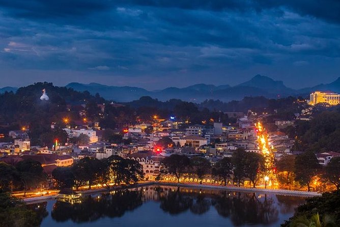 Fabulous 6 Days in Sri Lanka by Mahaweli from Colombo - Day 1 in Kandy: Spice Gardens, Cultural Dancing, and the Sacred Tooth Relic