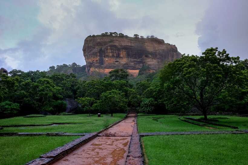 From Colombo: All Inclusive Sigiriya, Dambulla &Village Tour - Price and logistics: what you’re really paying for at about $105