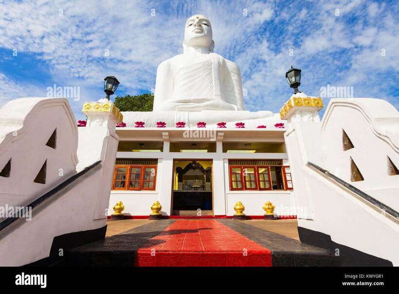 From Colombo: Kandy Temples and Pinnawala Full-Day Tour - Gem factory time: learning how Sri Lanka sells and makes value