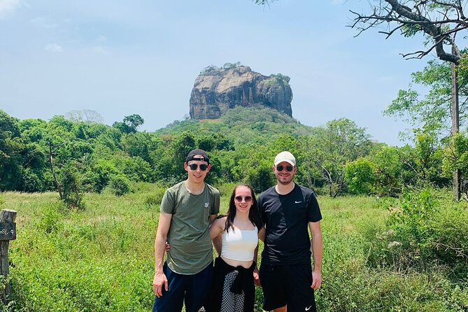From Colombo: Sigiriya and Dambulla Day Trip and Safari - The quick local stops you’ll either love or skip