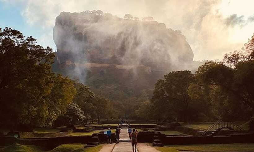 From Colombo: Sigiriya Rock Sunrise Climb with Dambulla … - My booking advice: should you do it from Colombo?
