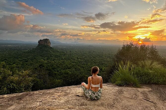 From Colombo to Sigiriya Fortress, Dambulla & Minneriya Safari - Dambulla Cave Temple: a cultural reset on the way back