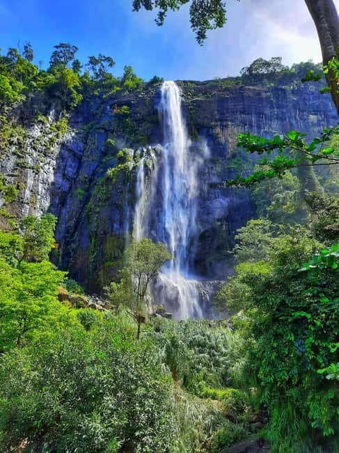 From Ella: Diyaluma Waterfall and Natural Pool Bath Tour - Diyaluma Falls at 220 Meters: What You Are Really Getting