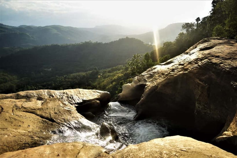 From Ella: Diyaluma Waterfall and Natural Pool Bath Tour - The Upper Diyaluma Waterfall Section: More Than a Second Stop