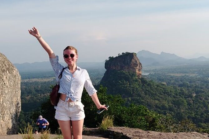From Kandy: Private Sigiriya & Minneriya Elephant Safari Day Tour - Stop 1: Sri Muthumariamman Temple in Matale, Why This Hindu Temple Matters