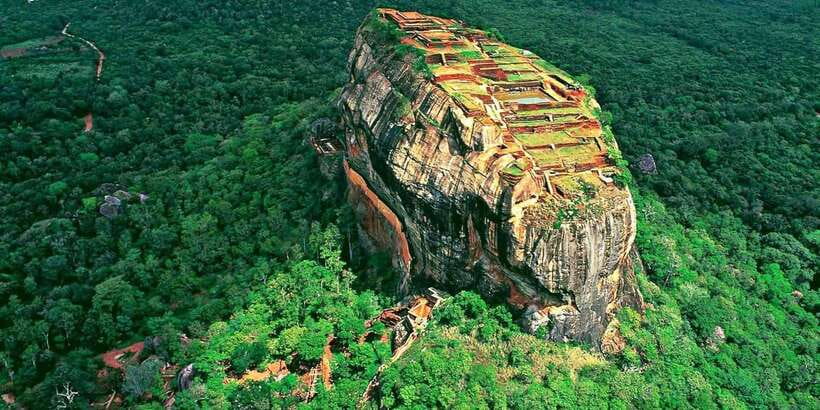 From Kandy: Sigiriya Guided Tuk-Tuk Tour - Dambulla Cave Temple: Five Caves, Over 150 Buddhas, and Fresco Time Travel