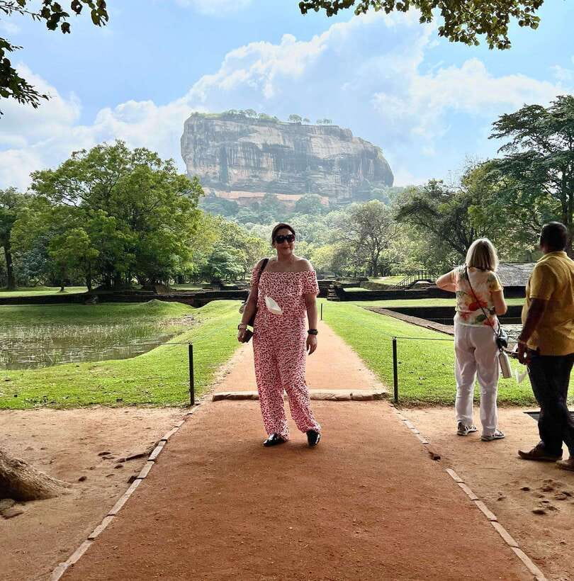 From Kandy: Sigiriya Rock Dambulla & Minneriya Jeep Safari - Dambulla Golden Cave Temple: what to see and how to pace it