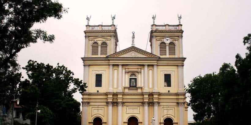 From Negombo: City Tour & Fishing Village Tour by Tuk-Tuk - A 4-hour Negombo mix of fishing, faith, and colonial leftovers