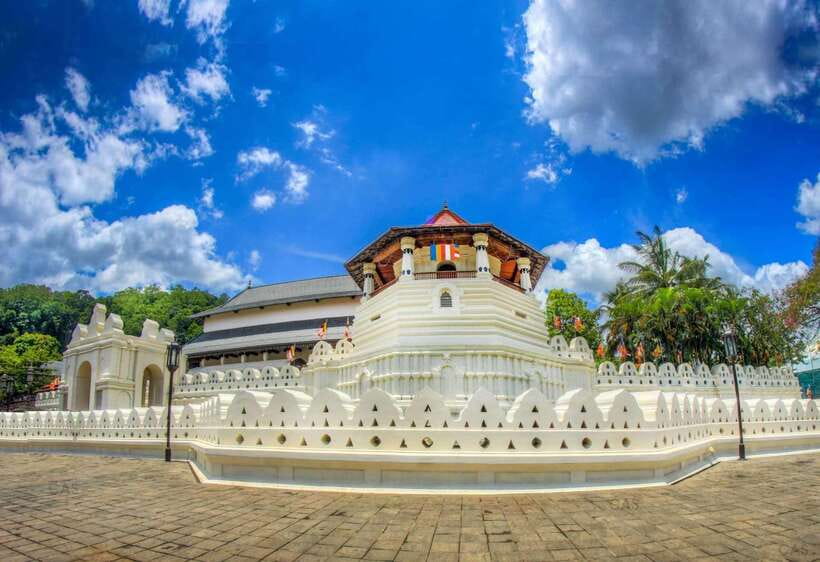 From Nuwara Eliya To Kandy Drop Tour - Asgiriya Stupa and Optional Kandy Extras: Cultural Show or Museum Time