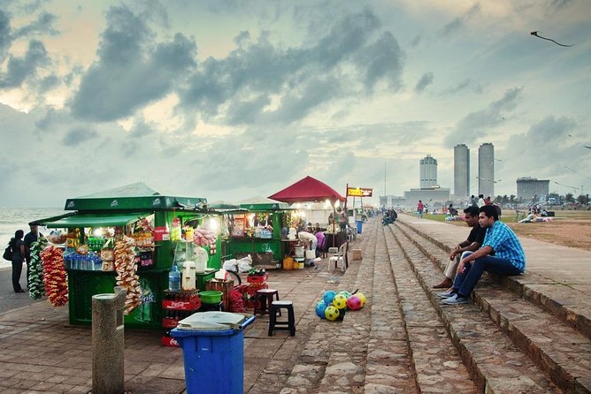 Full Day Colombo City Tour - Independence Square, Colombo Lighthouse, and the clock tower clue