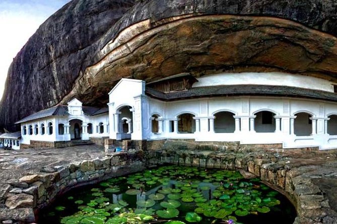 Full Day Tour to Sigiriya & Dambulla from Negombo - Dambulla Cave Temple: painted caves, photo pauses, and real temple etiquette