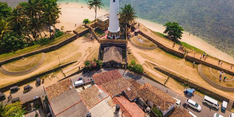 Galle and Bentota Day-Tour From Colombo - The guides and vehicles: the calm, professional part of the day