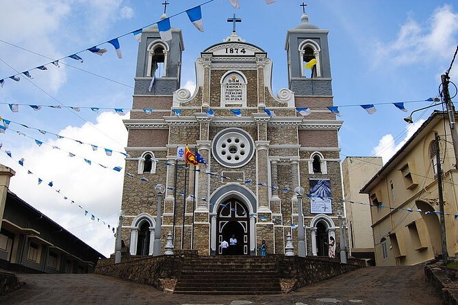 Galle City Sightseeing Tour by Tuk Tuk - Stilt fishermen: a short stop that teaches a whole craft