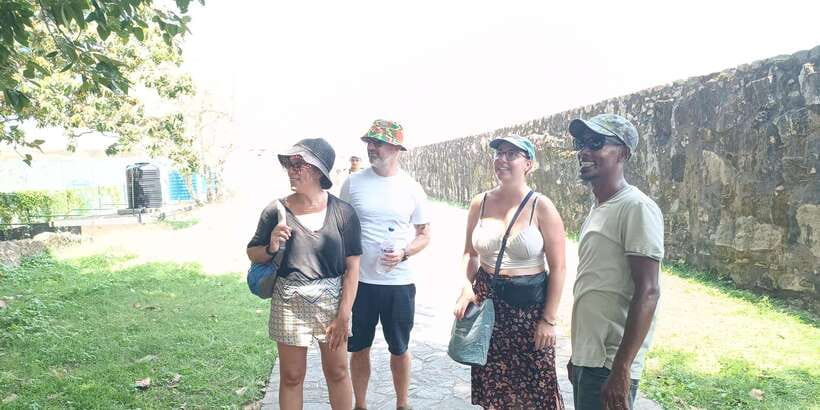 Galle Fort Walking tour - Moon, Star, and Sun Bastions: fort defense explained where it happened