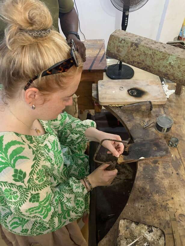Galle : Traditional Jewellery making workshop - Crafting your ring: what the making part can look like