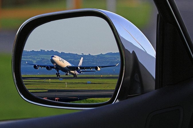 Galle / Unawatuna / Mirissa to Colombo Airport Drop - Price for a private airport drop, and how it adds up