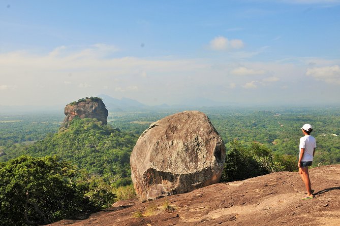 Guided Hike & Picnic with an Amazing View on Pidurangala Rock - Key highlights you should care about