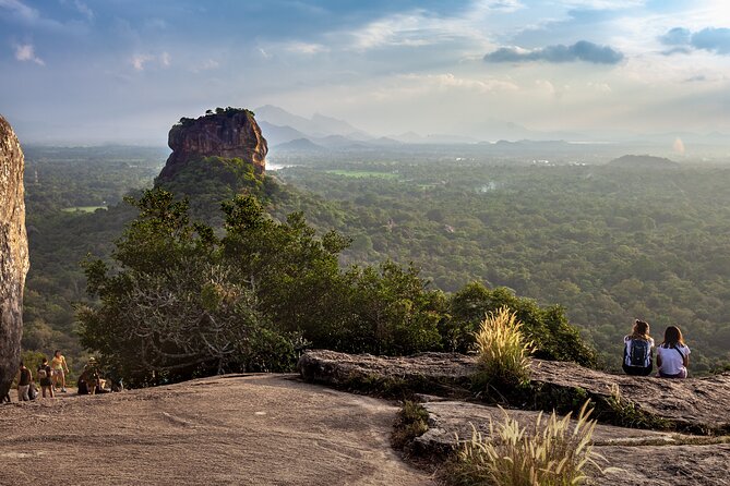 Guided Hike & Picnic with an Amazing View on Pidurangala Rock - Why Pidurangala Rock is the best kind of Sigiriya add-on