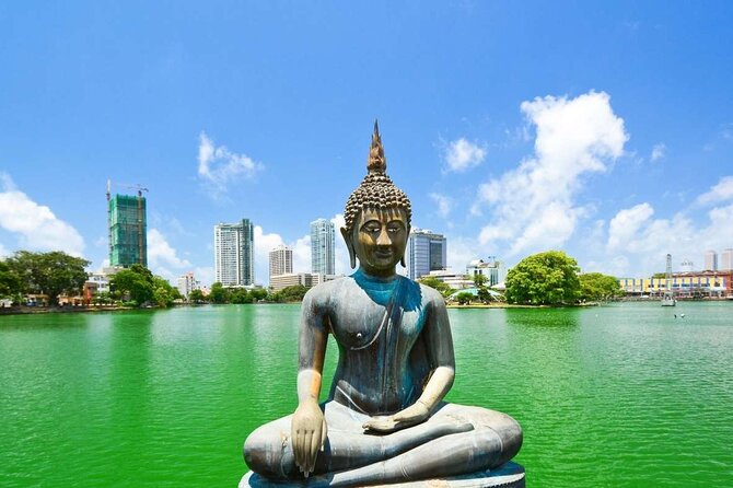 Half Day City Tour of Colombo - Pettah and the Old Fort Area: Markets by Day, History by Side Streets