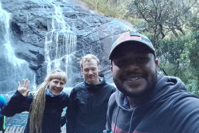 Horton Plains-World's End Tour and Tea Factory Tour From Nuwaraeliya - World’s End cliffs: the part you remember after the tea