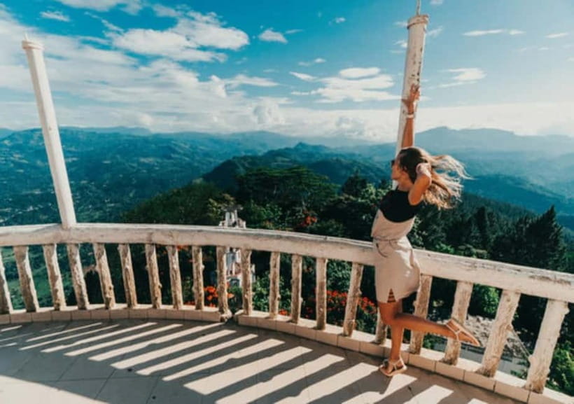 Kandy: Ambuluwawa Day Tour by TukTuk with Local Guide - Ambuluwawa Tower, 48 meters of nerve and reward