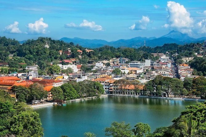Kandy and Pinnawala Private Day Tour from Colombo/Negombo - Your day plan in plain English