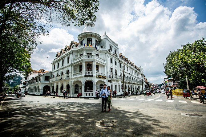 Kandy City Day Tour with a verified tour guide - Kandy viewpoint: fast photos, big payoffs