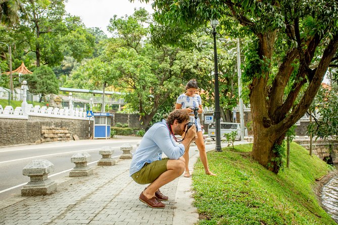 Kandy City Day Tour with a verified tour guide - Bahiravokanda Vihara Buddha statue: plan for the light