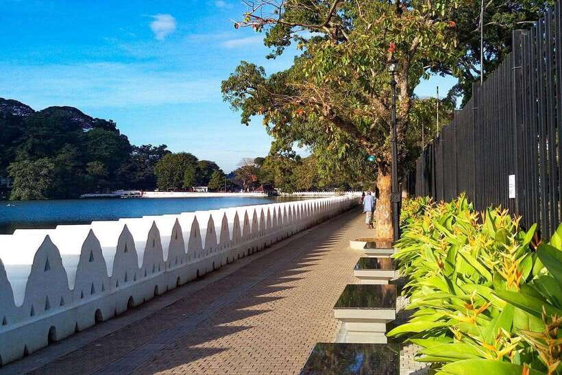 Kandy City Explore Tour Morning/Evenening Private Tour - Temple Time in Kandy, From Sacred Tooth to Audience Hall