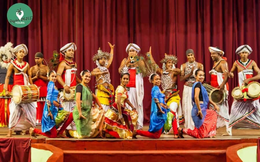 Kandy: City Explore with Local Guide By Tuk Tuk - Optional add-ons: dance show and tea factory, only if you want them
