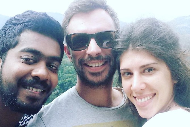 Kandy City guide Tour and day trip private luxury car and van - Why private transport is the best way to do Kandy in one day