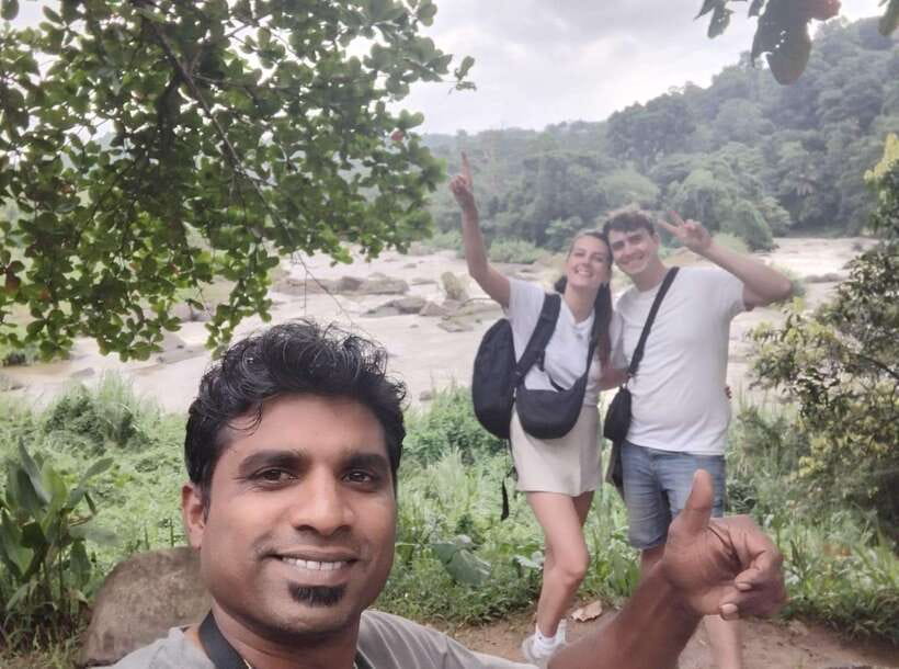 Kandy City Tour by Tuk Tuk with hotel Pickup and Dropoff - Temple of the Tooth: the UNESCO stop you actually have time for