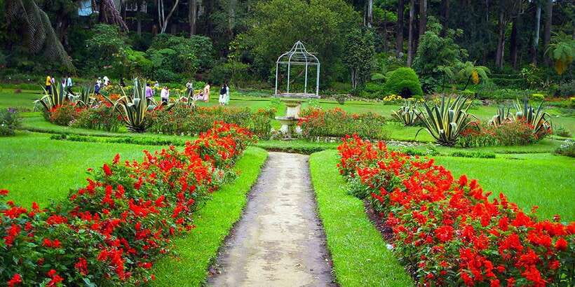 Kandy City Tour With Ambuluwawa Tower - Herbal spices and Ceylon gems: informative stops with a sales edge