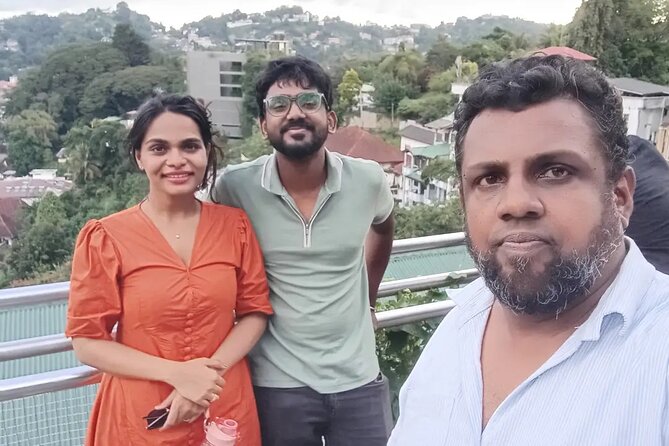Kandy City Tour with Tuk-Tuk Private Experience - Gems, tea factory, and woodcraft: the local economy behind the scenery