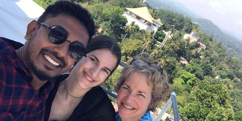Kandy City Tours by Tuk Tuk - Temple of the Tooth and the Royal Palace Complex: Where the Day Starts Right