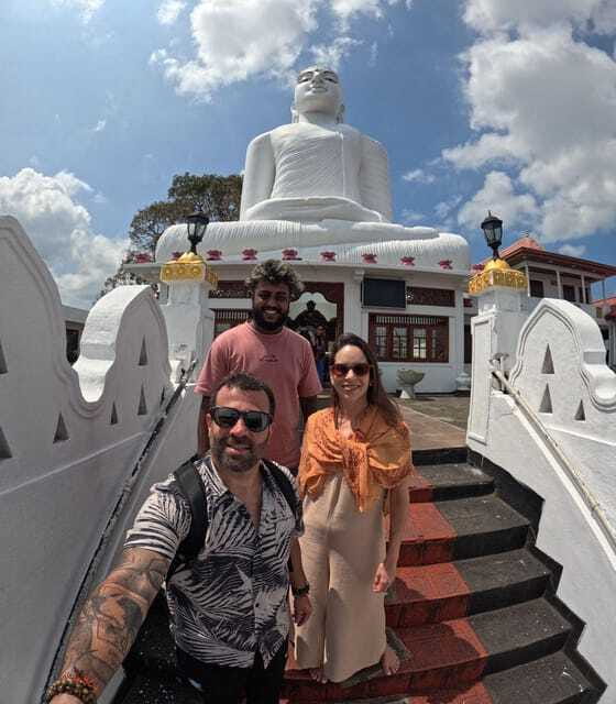 Kandy: Guided City Tour by Tuk-Tuk - Kandy Herbal Point and Ayurvedic basics you can actually use