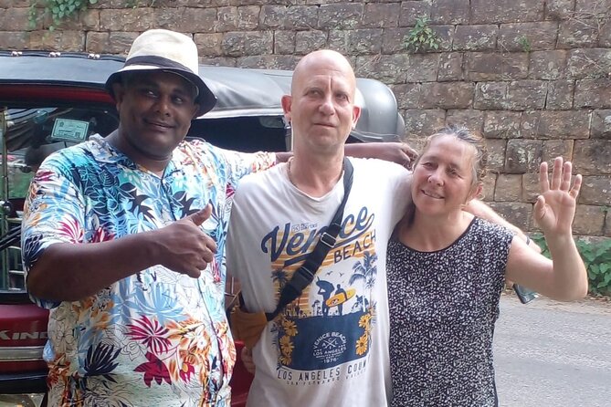 Kandy Heritage City Tour by tuktuk - Gamini Gem and Jewellery: art, craft, and Sri Lanka’s gemstone culture
