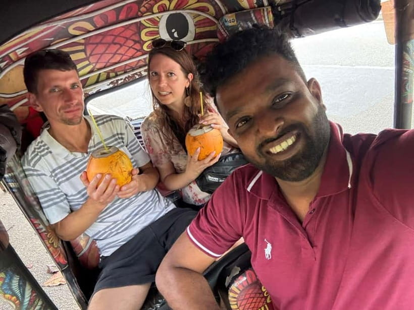 Kandy Private Guided City Day Tour by Local Tuk Tuk - Key moments to pay attention to