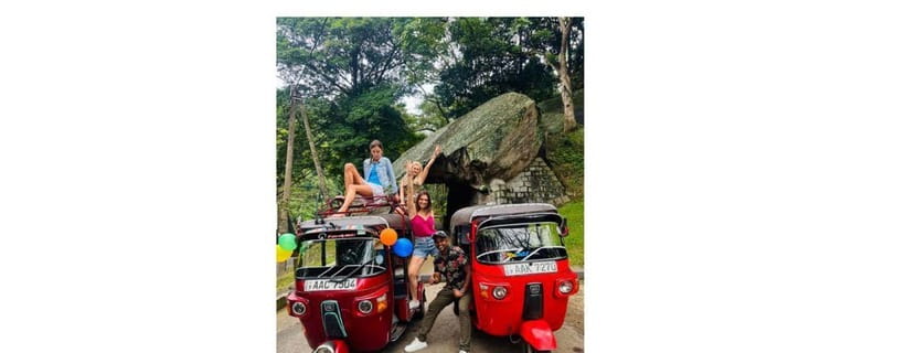 Kandy Private Guided City Day Tour by Local Tuk Tuk - Bahirawakanda Temple and the Big Buddha Lookout Feel