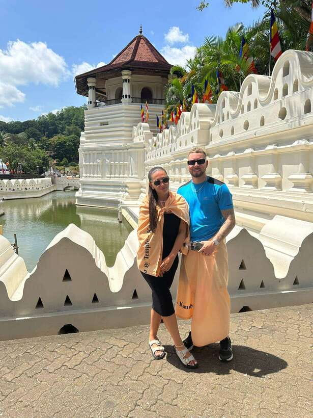 Kandy Private Guided City Tour by Tuk Tuk - Kandy by tuk-tuk, with a guide who times the streets