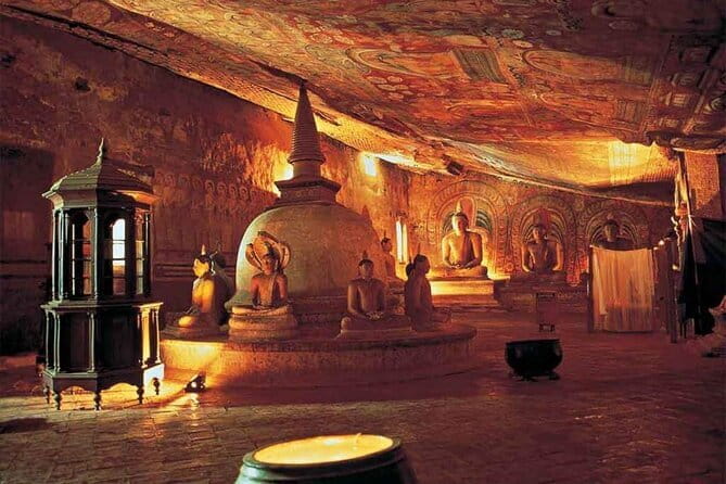Kandy, Sigiriya and Pidurangala Rock Tuk Tuk Safari - Dambulla Cave Temple: cave rooms, icons, and a one-hour rhythm