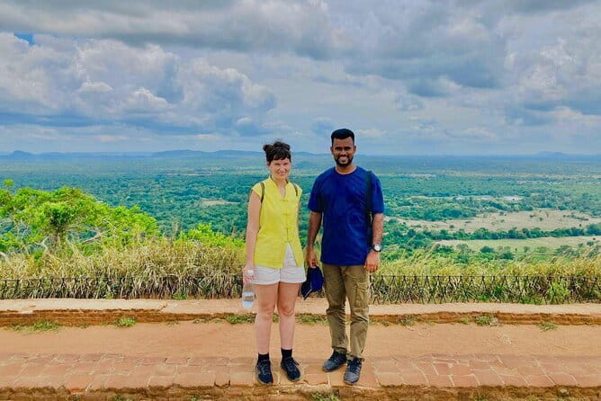 Kandy, Sigiriya and Pidurangala Rock Tuk Tuk Safari - The quick stop at Sri Muthumari Amman Kovil (Matale)